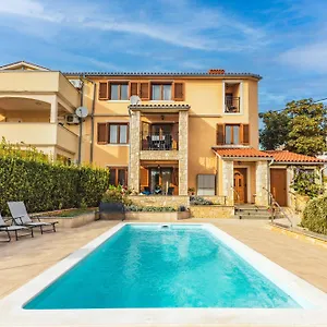 Krasa Sea View Apartmants With Pool Apartment